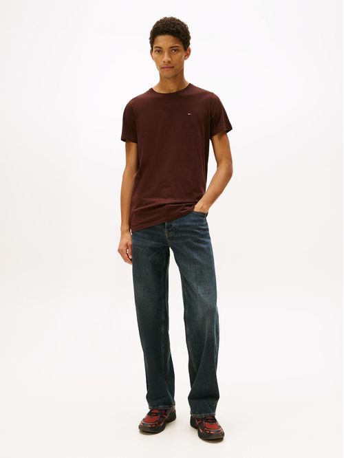 Playera clásica con cuello redondo