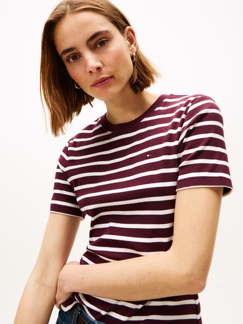 Playera de cuello redondo con corte slim