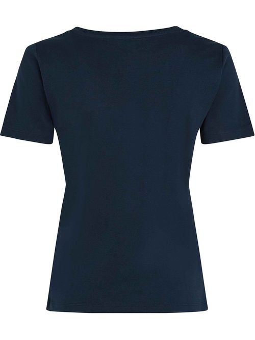 Playera con cuello en V