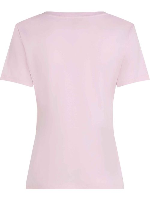 Playera con cuello en V