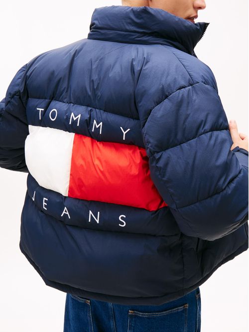 Chumpa acolchada con logo